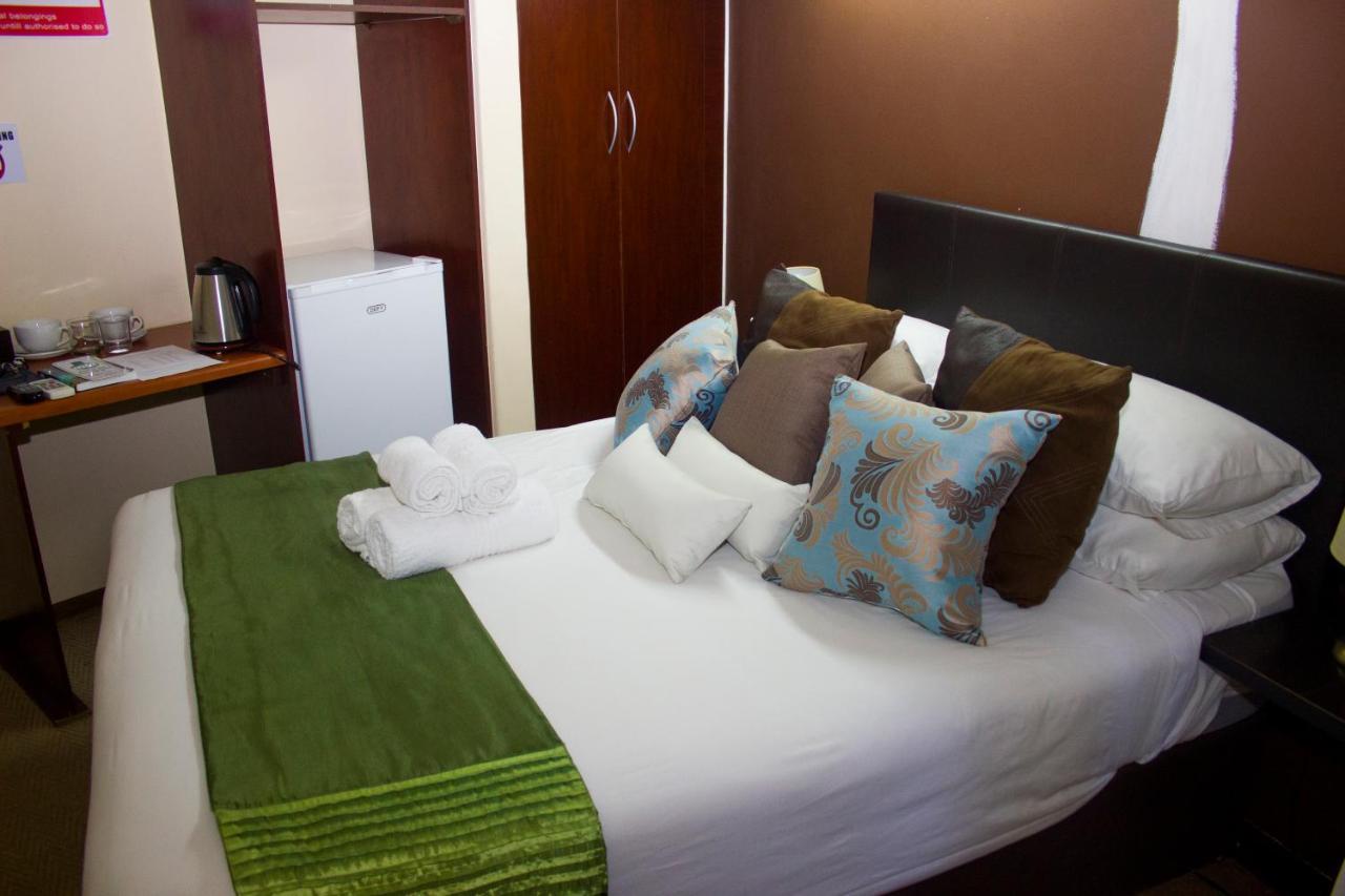 Echo Garden Guesthouse Ράστενμπεργκ Εξωτερικό φωτογραφία