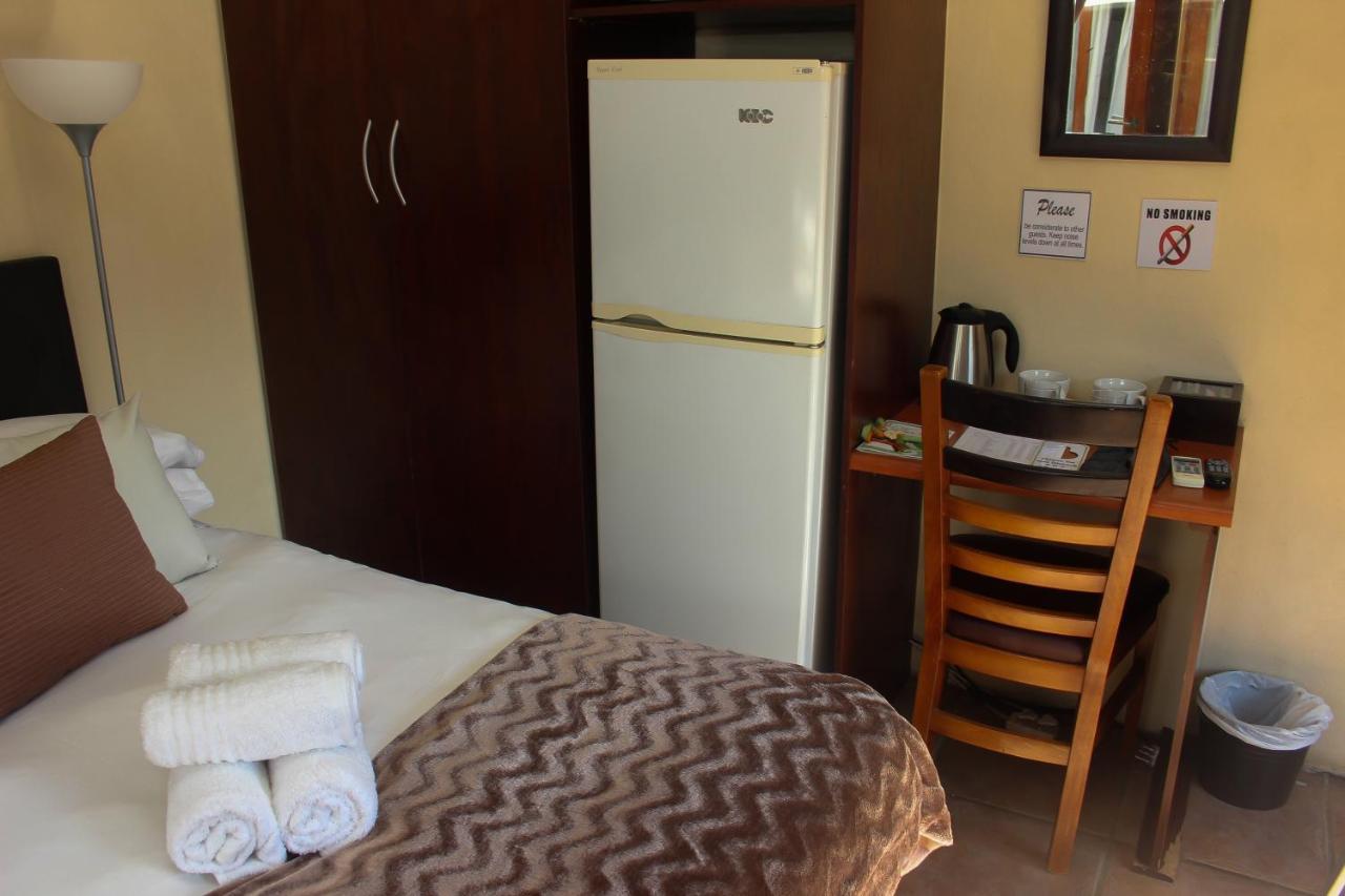 Echo Garden Guesthouse Ράστενμπεργκ Εξωτερικό φωτογραφία