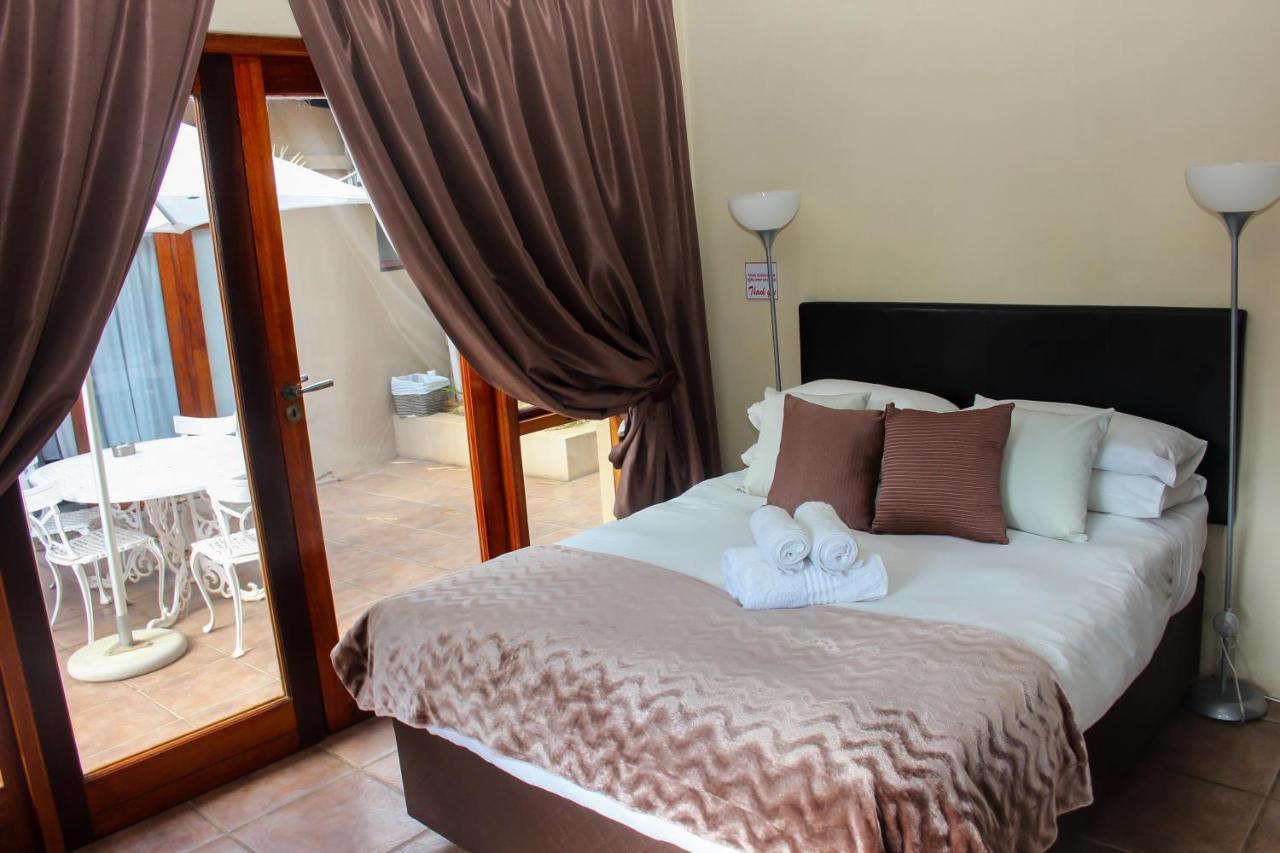 Echo Garden Guesthouse Ράστενμπεργκ Εξωτερικό φωτογραφία