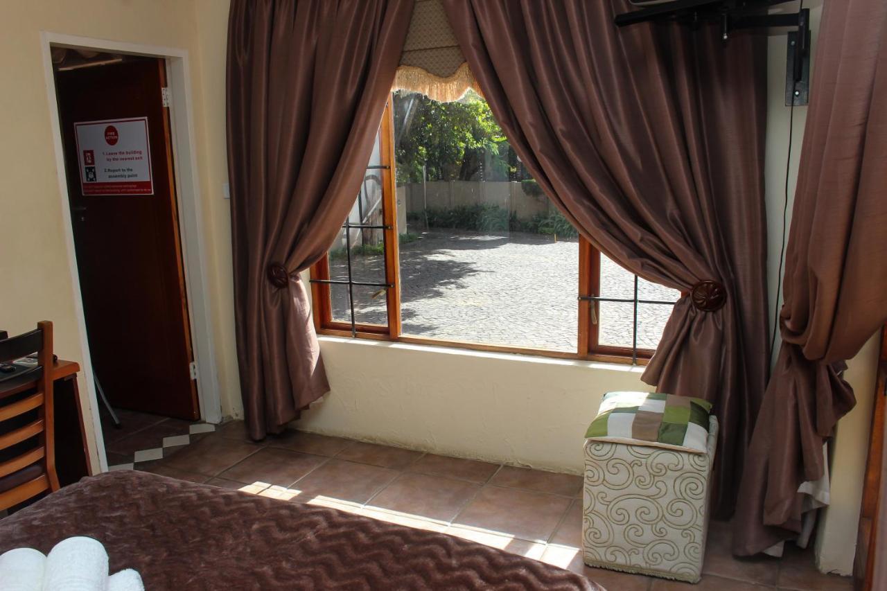 Echo Garden Guesthouse Ράστενμπεργκ Εξωτερικό φωτογραφία