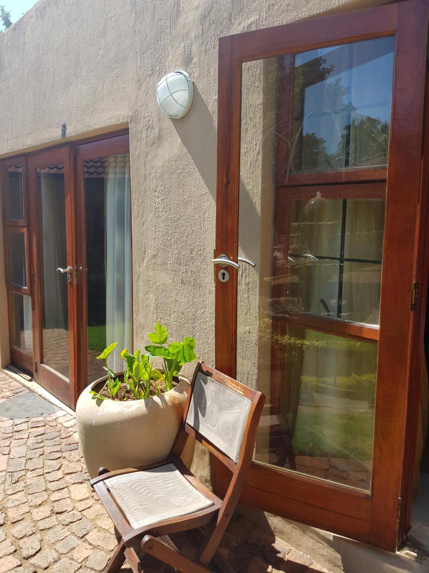 Echo Garden Guesthouse Ράστενμπεργκ Εξωτερικό φωτογραφία