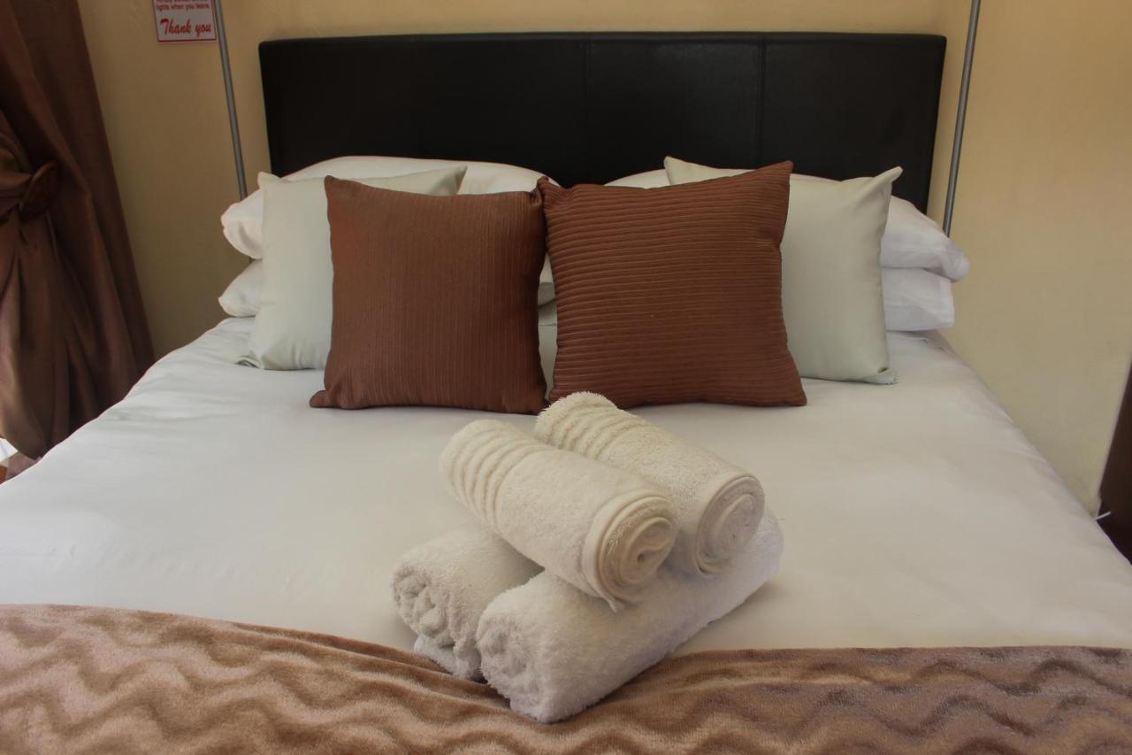 Echo Garden Guesthouse Ράστενμπεργκ Εξωτερικό φωτογραφία