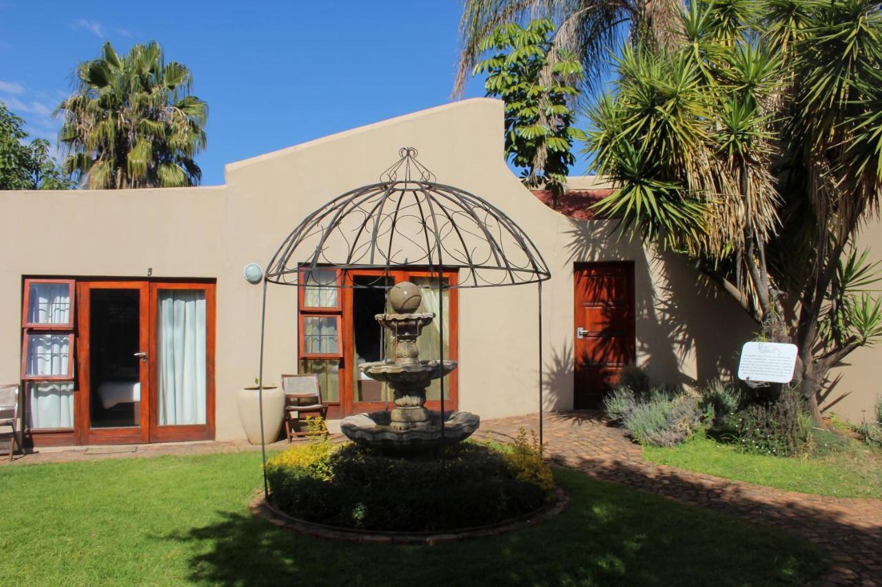 Echo Garden Guesthouse Ράστενμπεργκ Εξωτερικό φωτογραφία