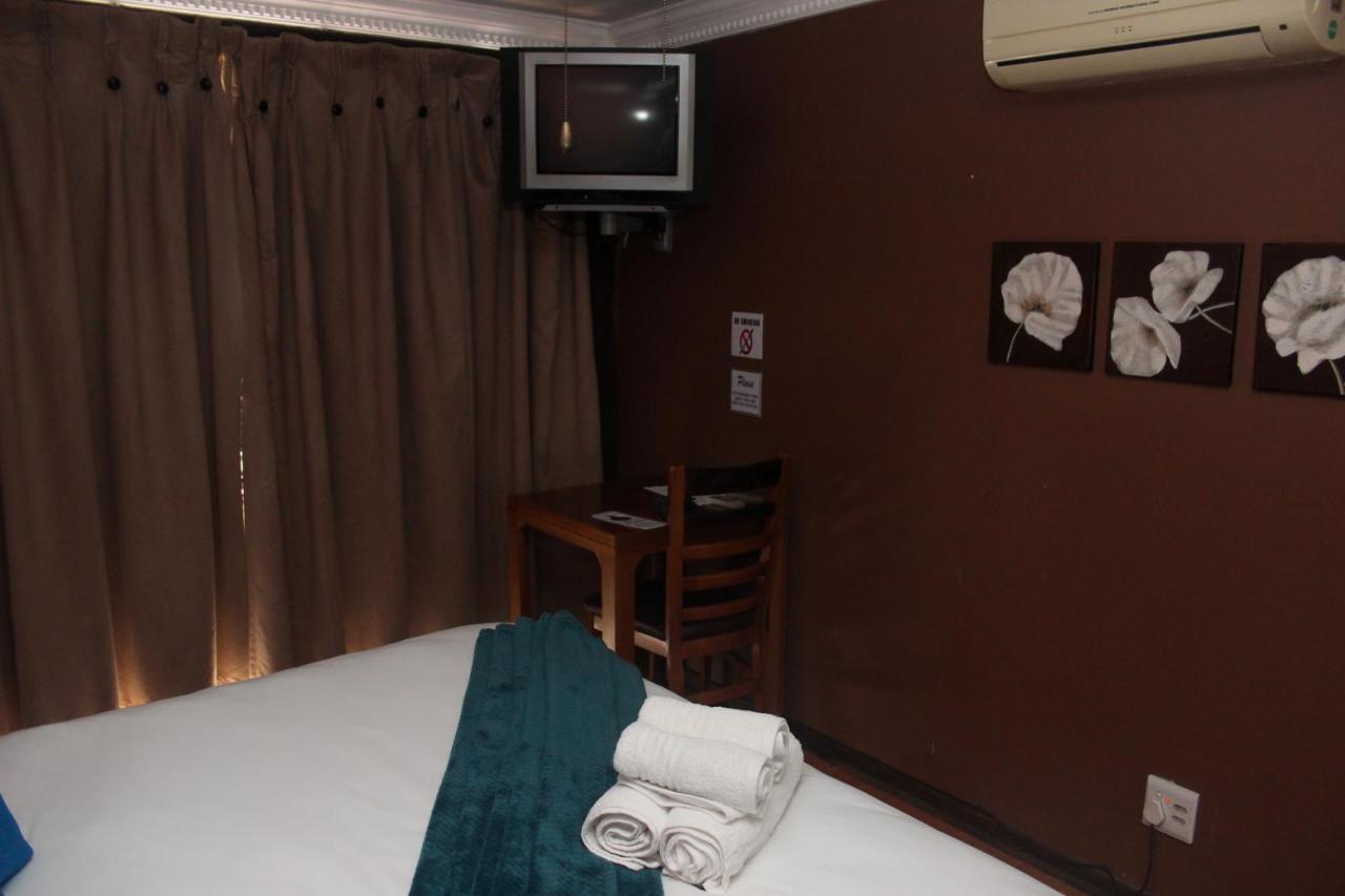 Echo Garden Guesthouse Ράστενμπεργκ Εξωτερικό φωτογραφία