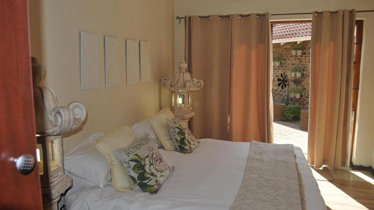 Echo Garden Guesthouse Ράστενμπεργκ Εξωτερικό φωτογραφία